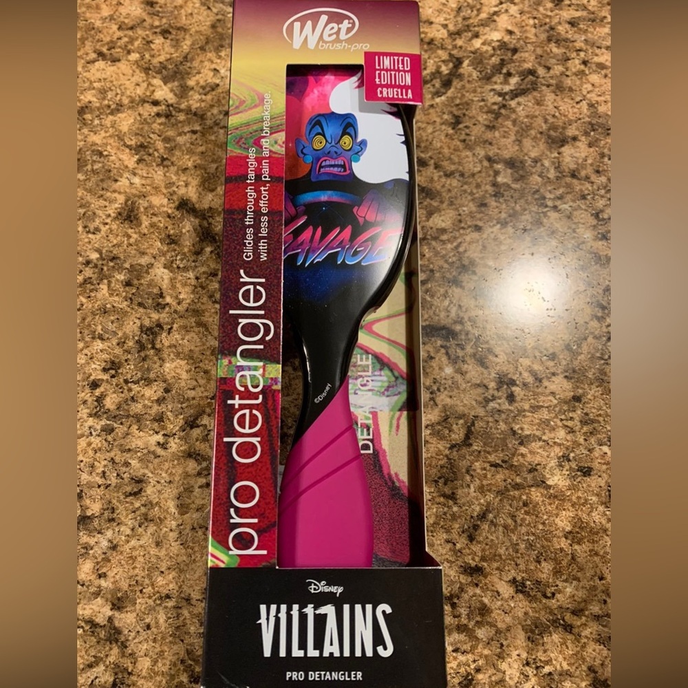 Villains Wet Brush